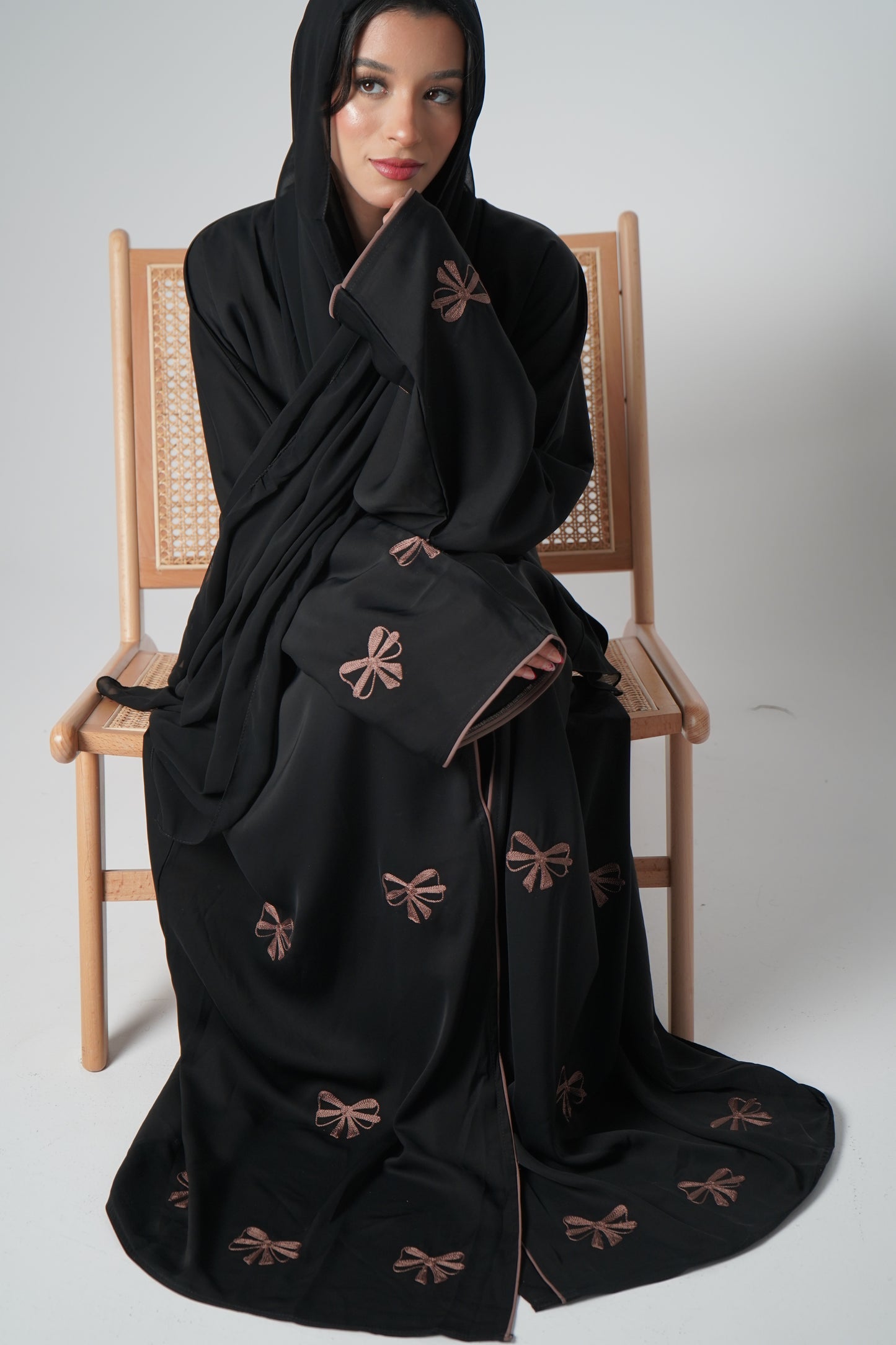 Latifa embroidery abaya *ex display *