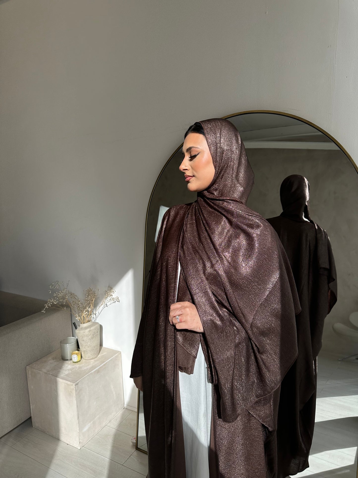 Khaleeji Farasha Open style abaya *ex display model*