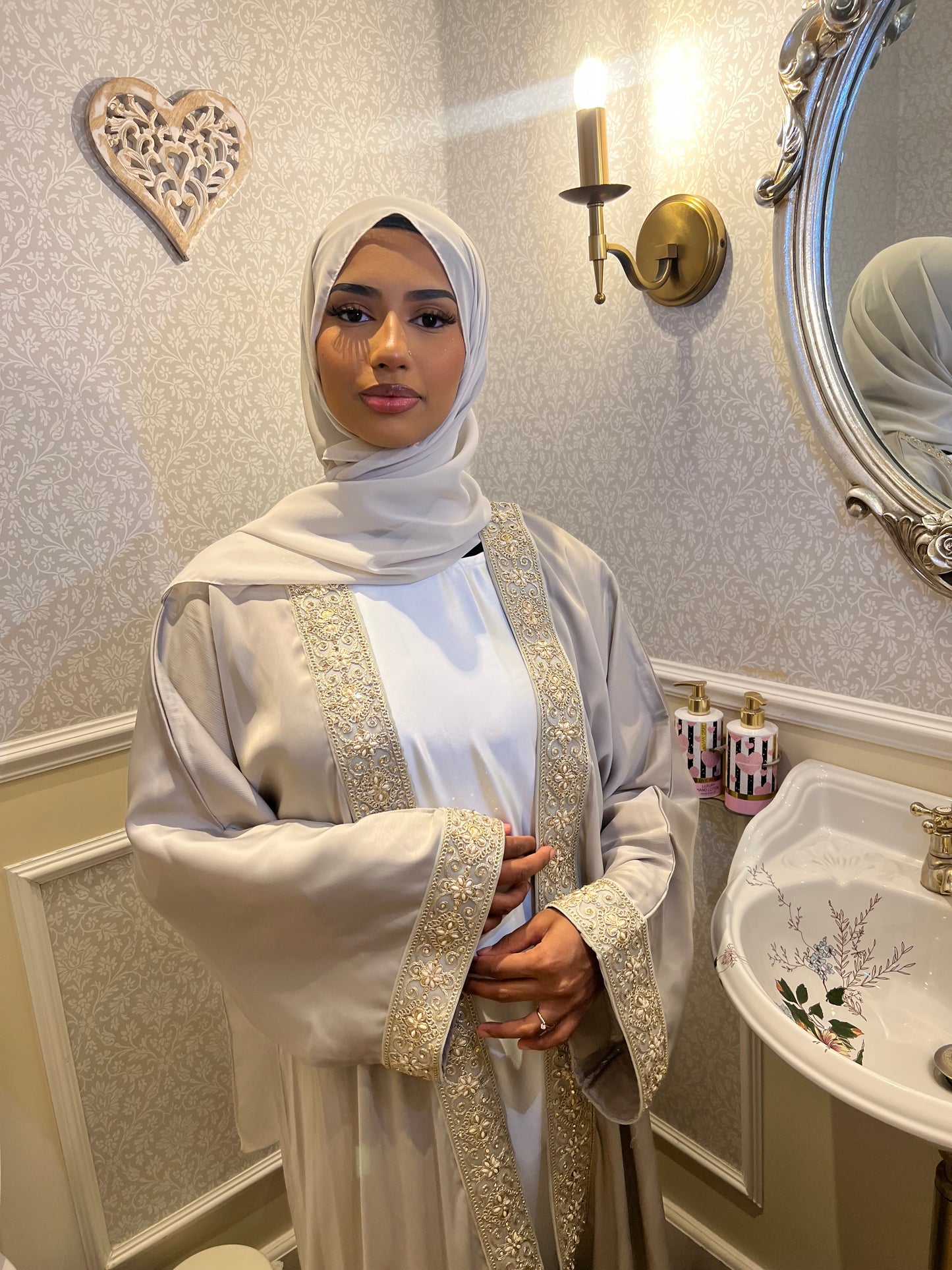 Yusra Lace Open abaya