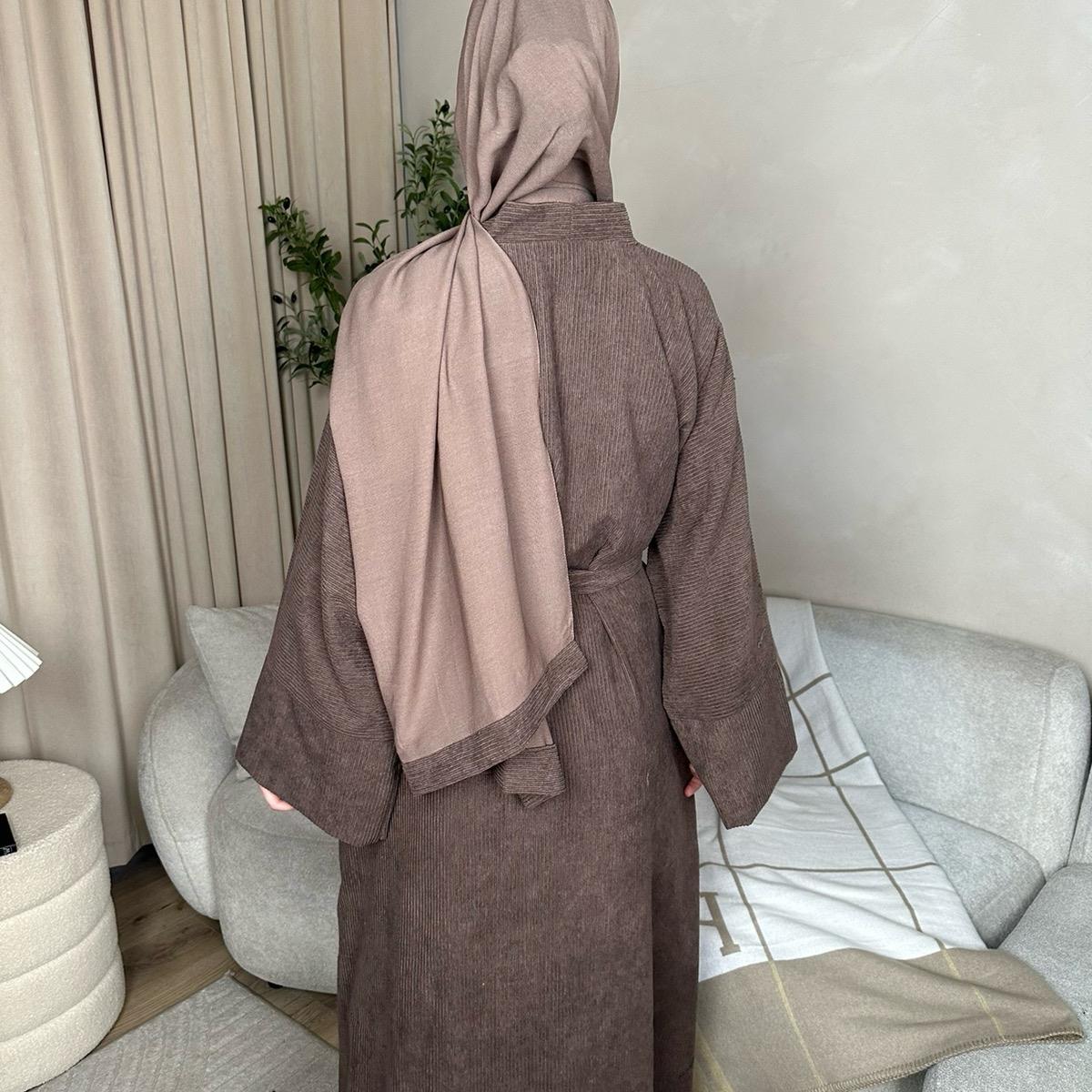 Corduroy Winter Open Abaya brown *ex display*