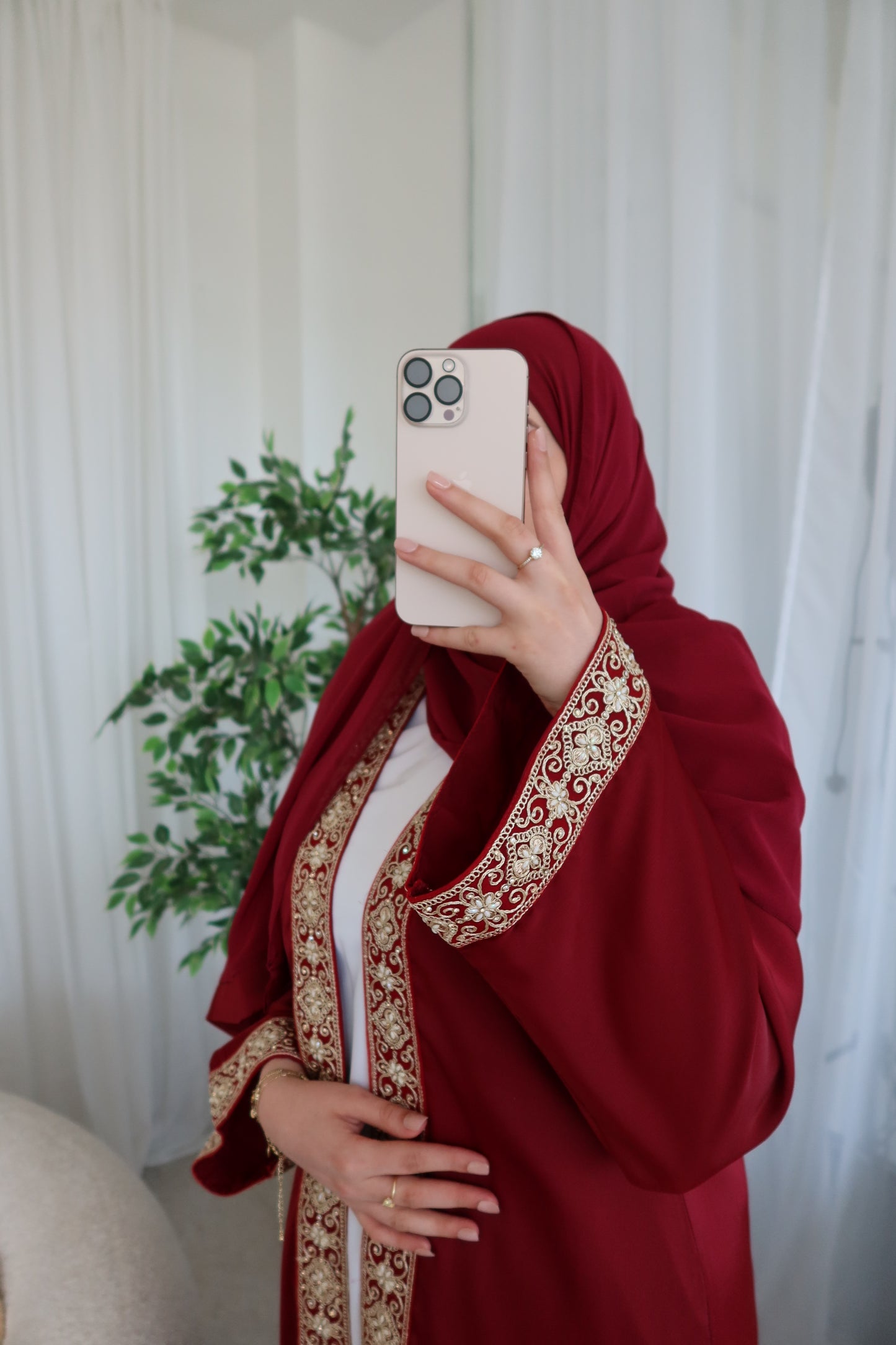 Yusra Lace Open abaya