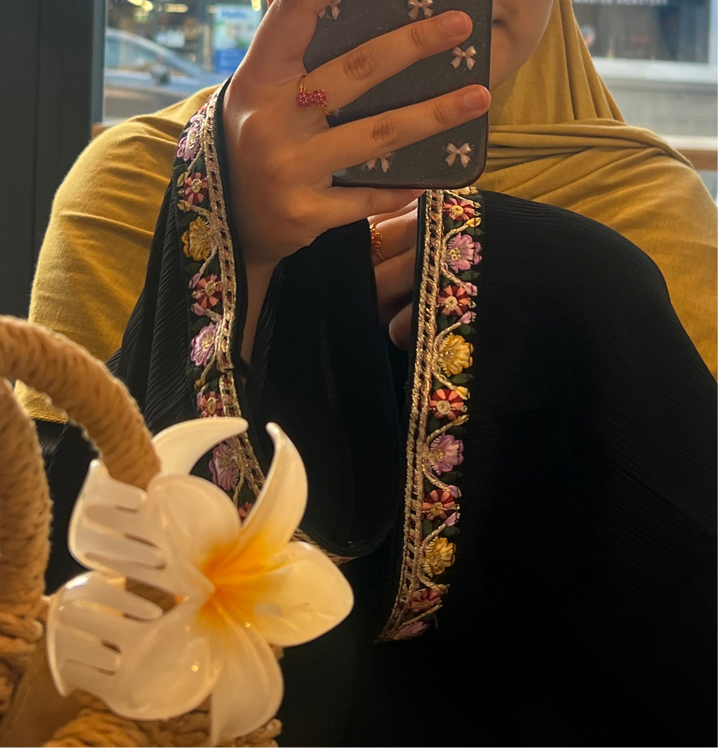 Goldar floral lace closed zoom abaya