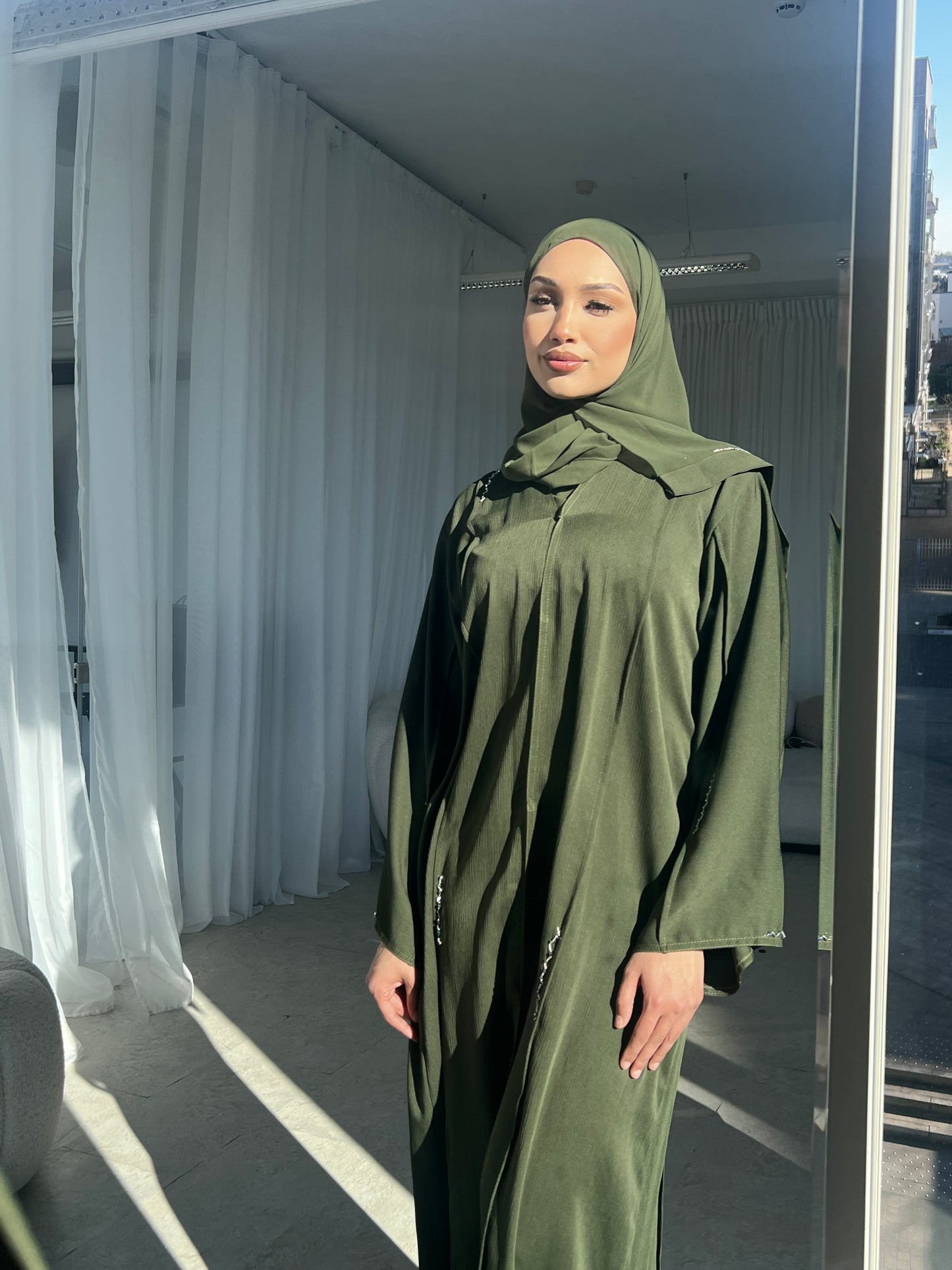 Sultan olive embellished buttoned abaya