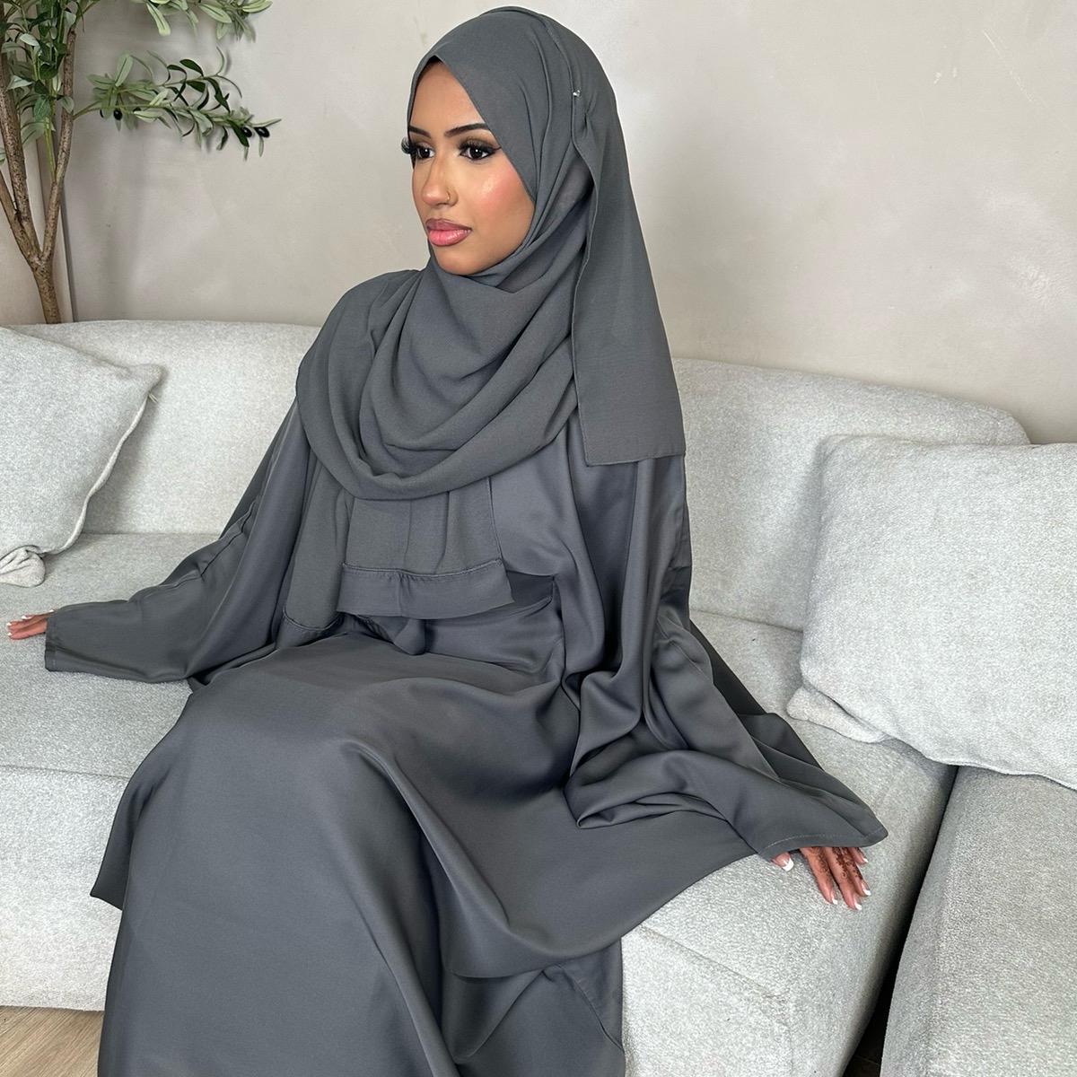 Batwing plain everyday abaya (inner belt)