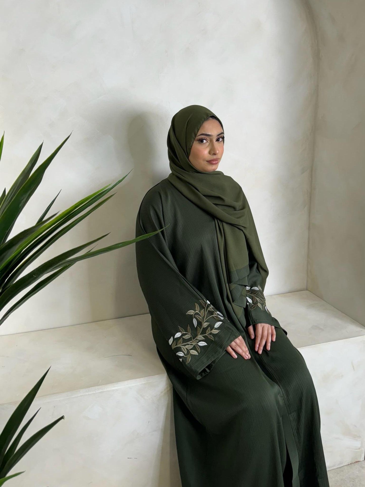 Azra Zoom Embroidery Abaya *ex display*