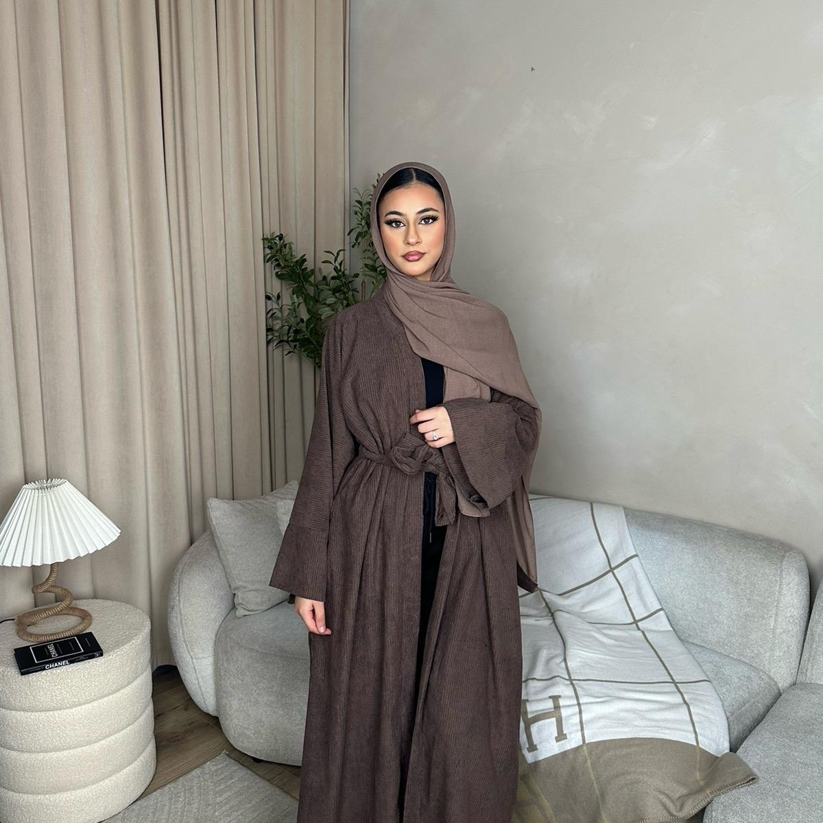 Corduroy Winter Open Abaya brown *ex display*