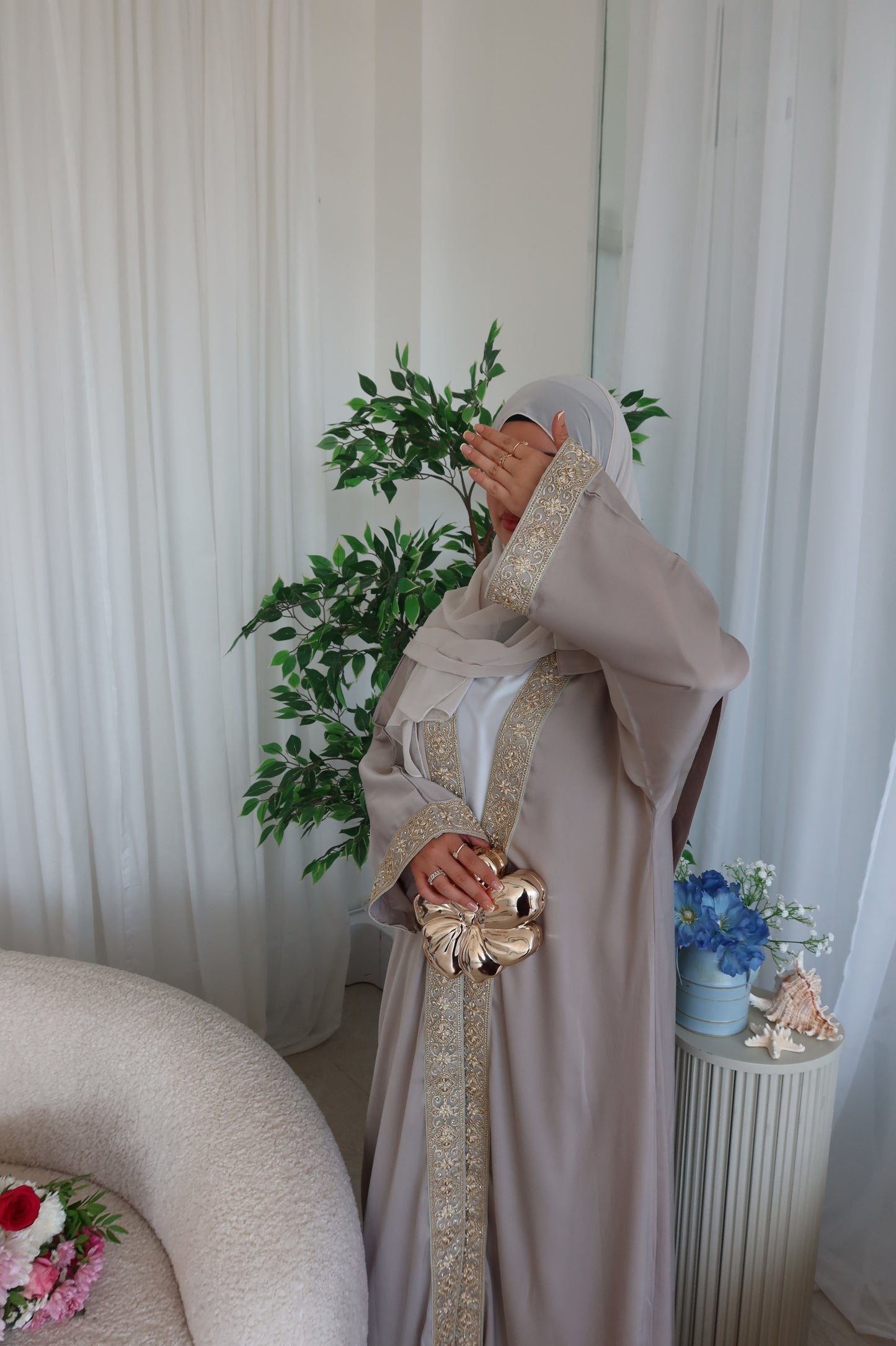 Yusra Lace Open abaya