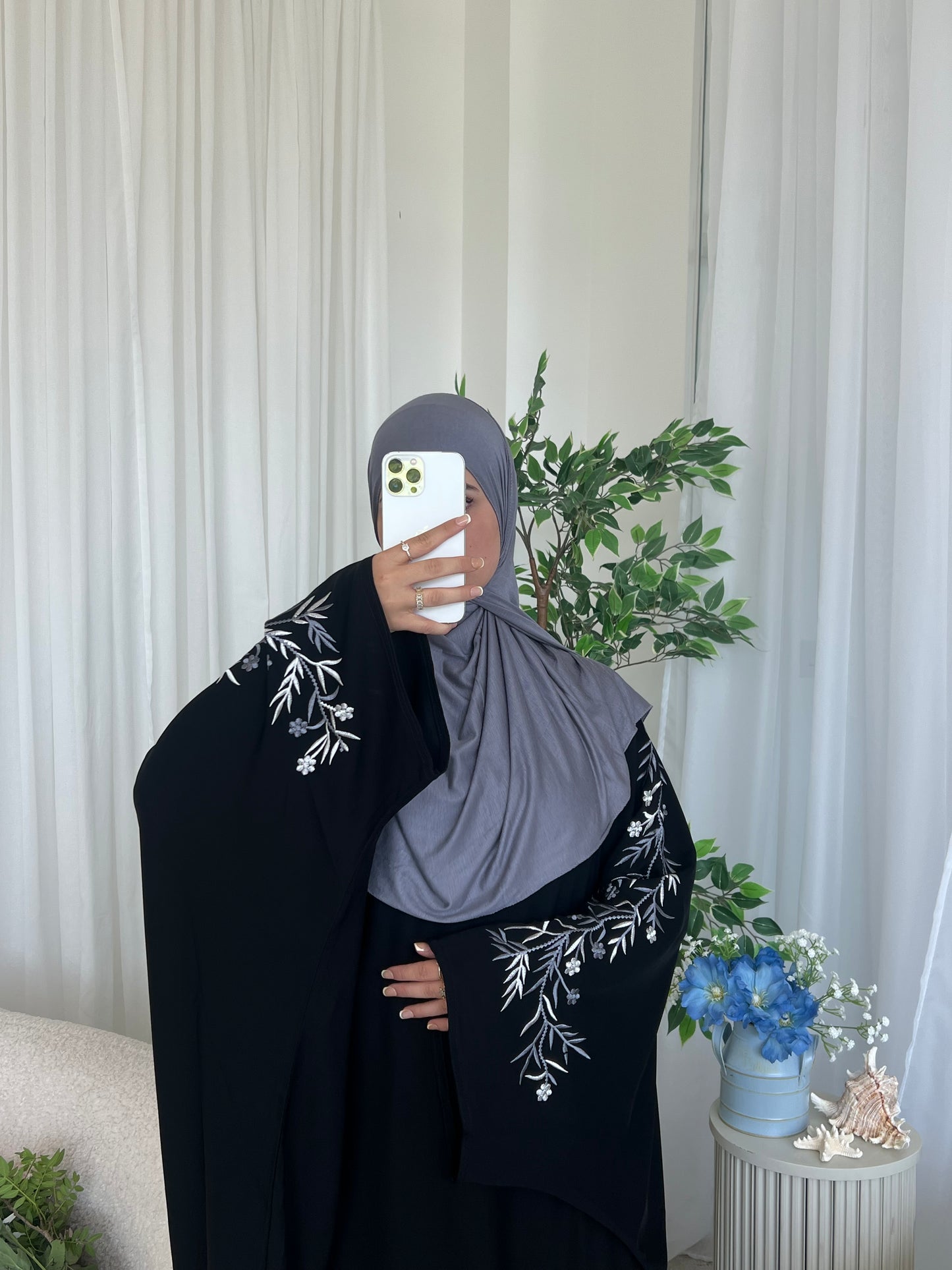 Anissa black batwing with grey embroidery abaya