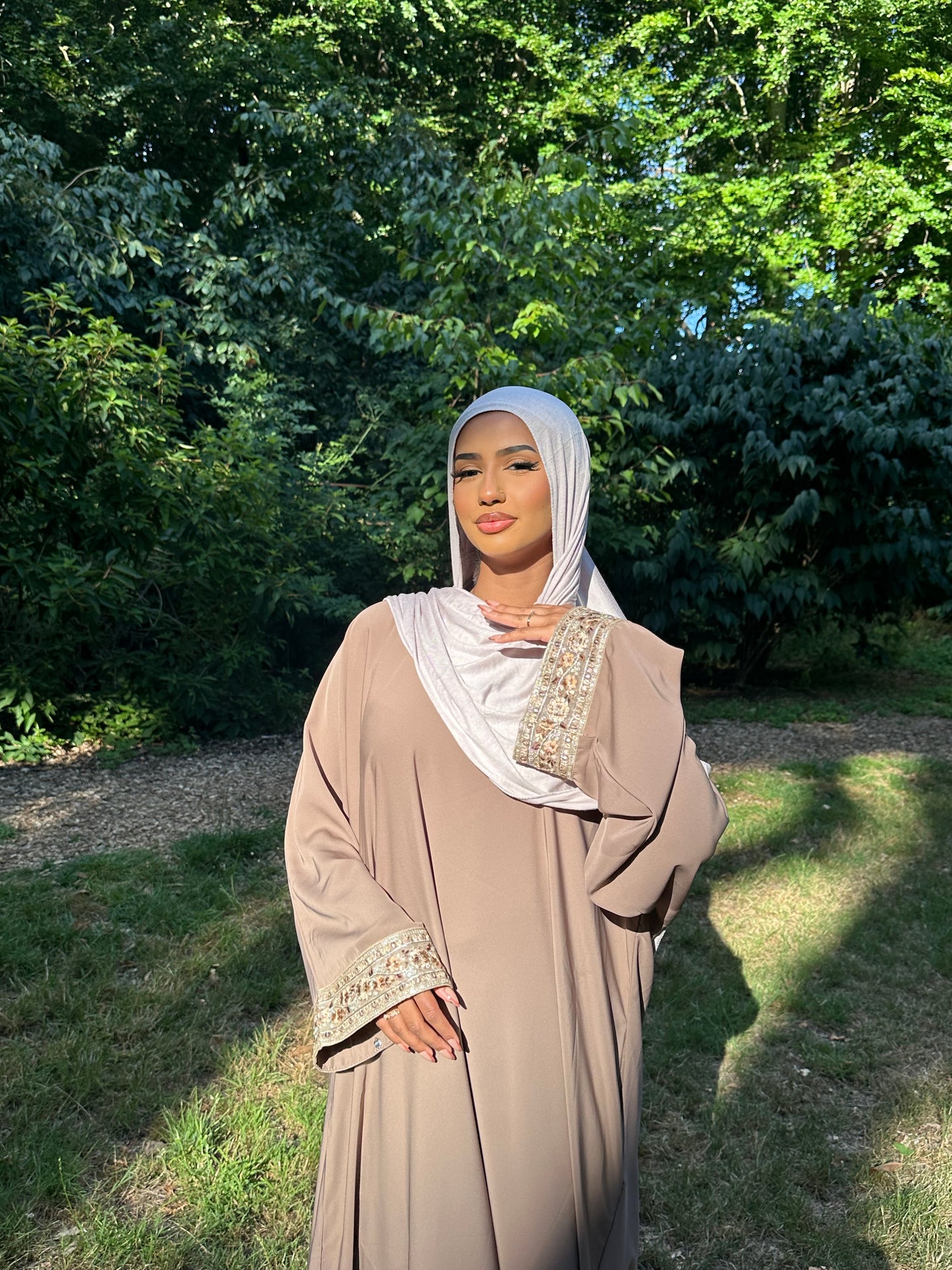 Isha floral lace summer closed abaya