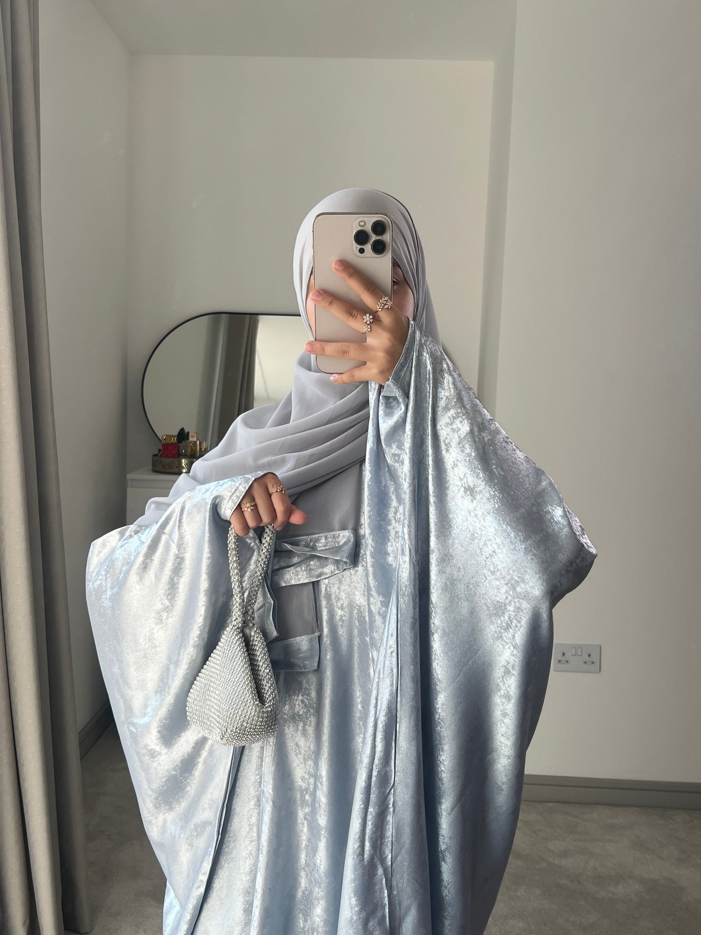 Esra Metallic Open Abaya *NEW*