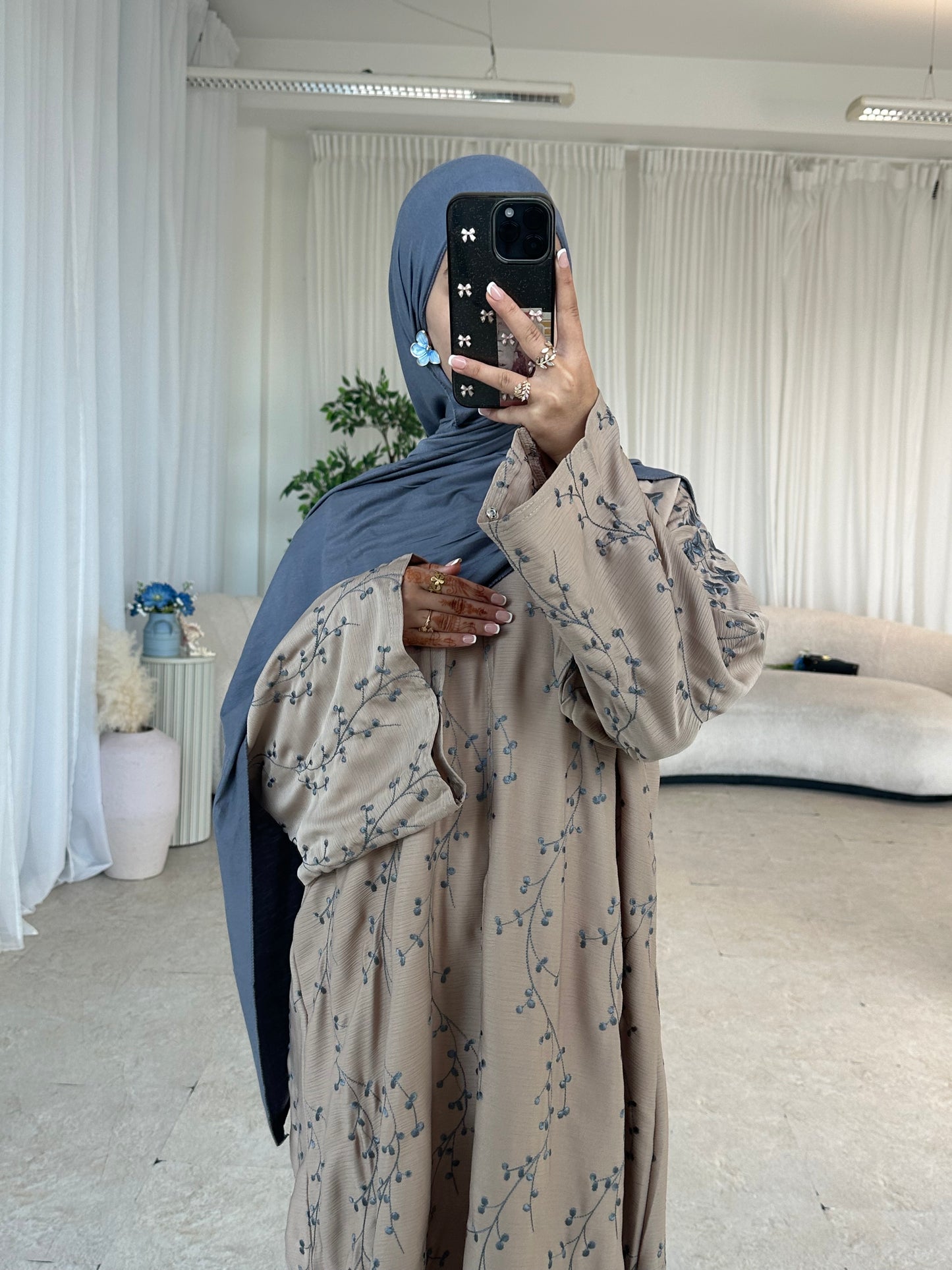 AHLAM embroidery buttoned abaya