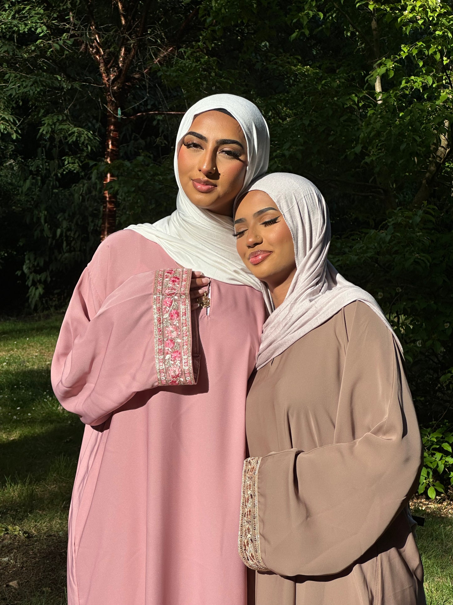 Isha floral lace summer closed abaya