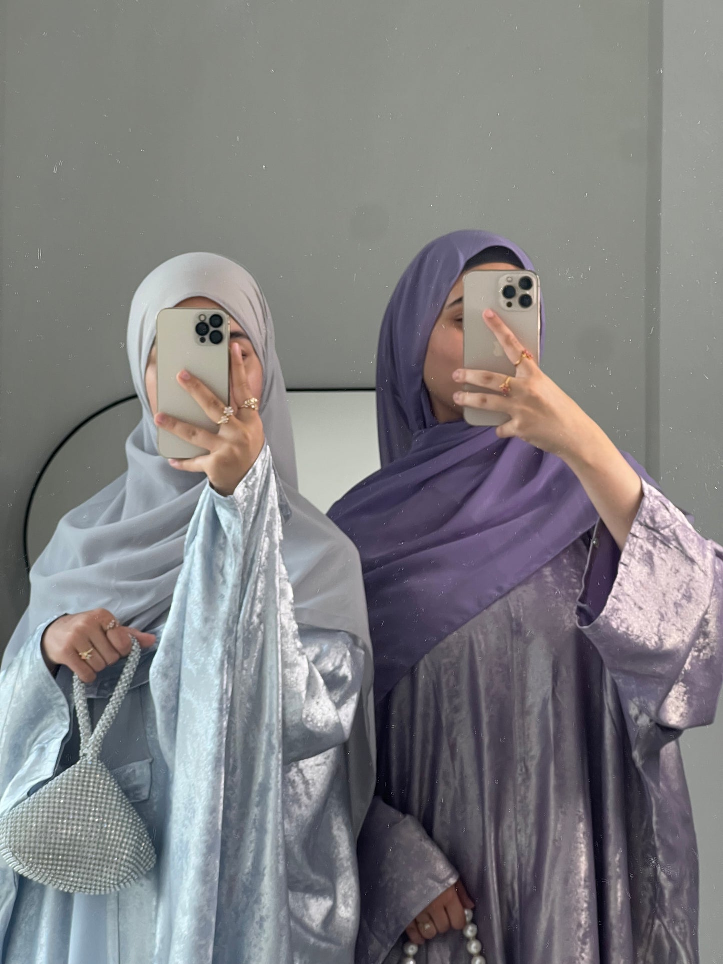 Esra Metallic Open Abaya