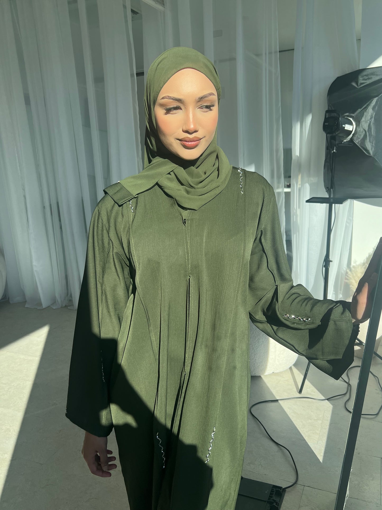 Sultan olive embellished buttoned abaya