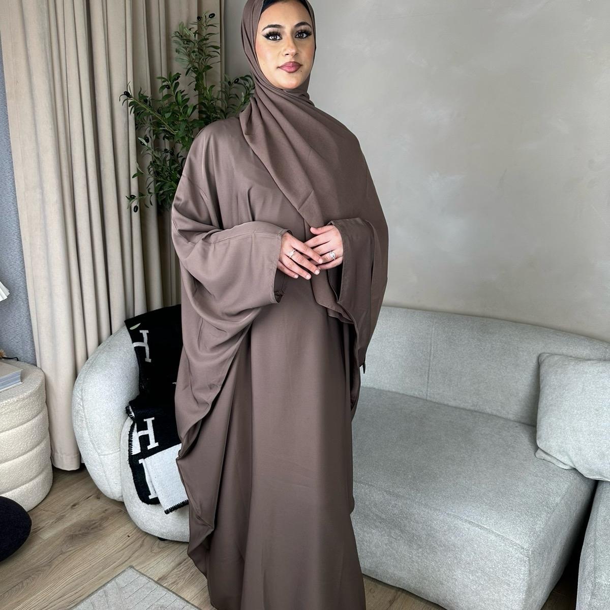 Batwing plain everyday abaya (inner belt)