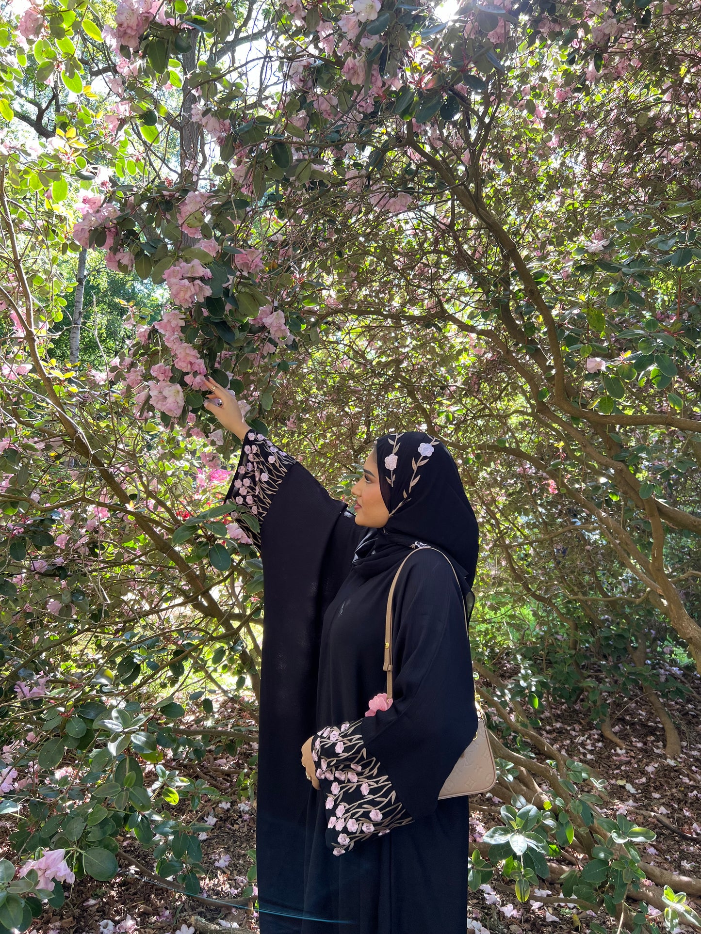 Zahra embroidery abaya with matching embroidery hijab