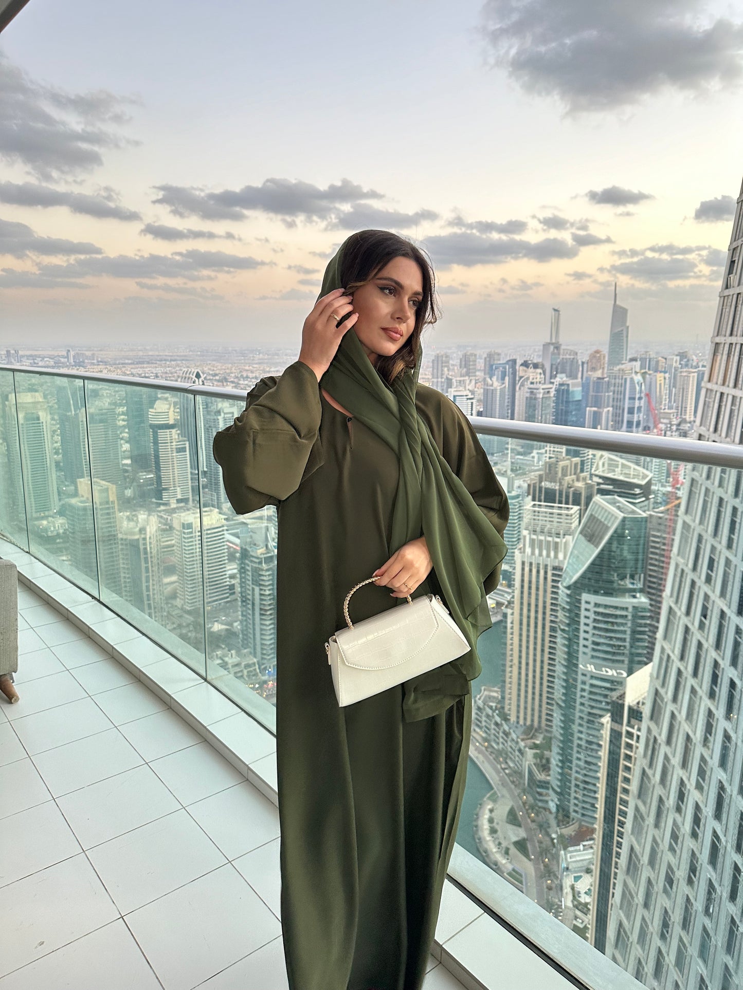 Premium Korean nida everyday closed abaya
