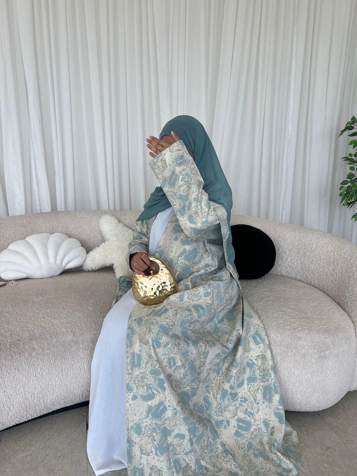 Noora luxury open abaya LIMITED EDITION