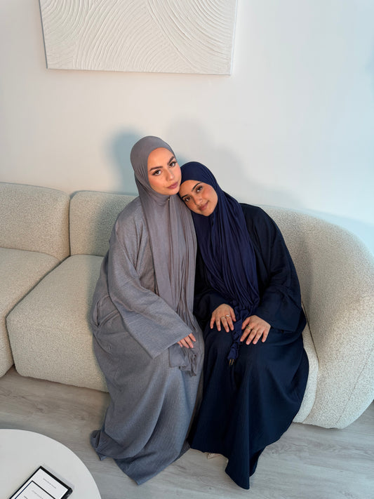 ESSENTIAL soft linen closed abaya