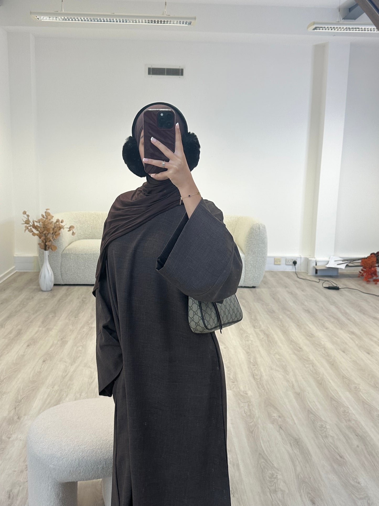 Closed Linen Abaya with closed sleeve