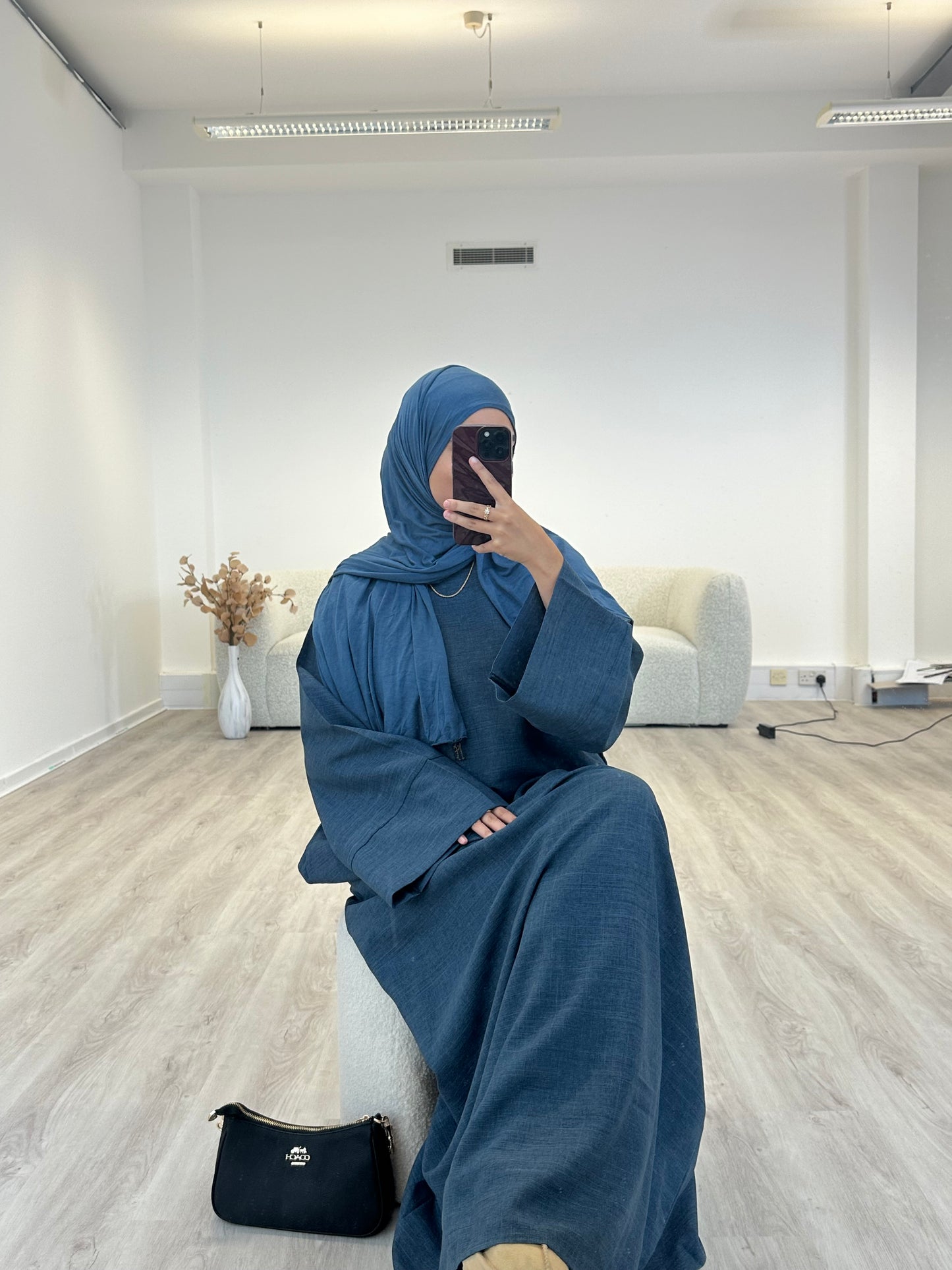 Closed Linen Abaya with closed sleeve