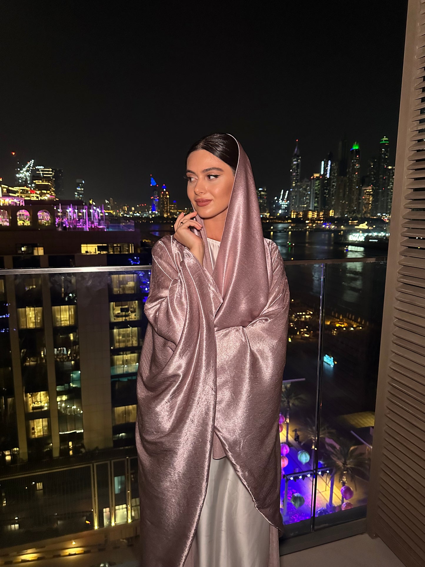 Khaleeji Farasha Open style abaya *ex display model*