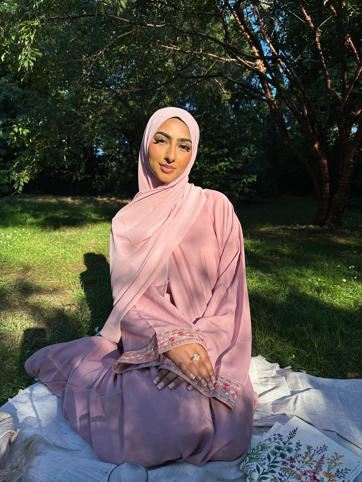 Isha floral lace summer closed abaya