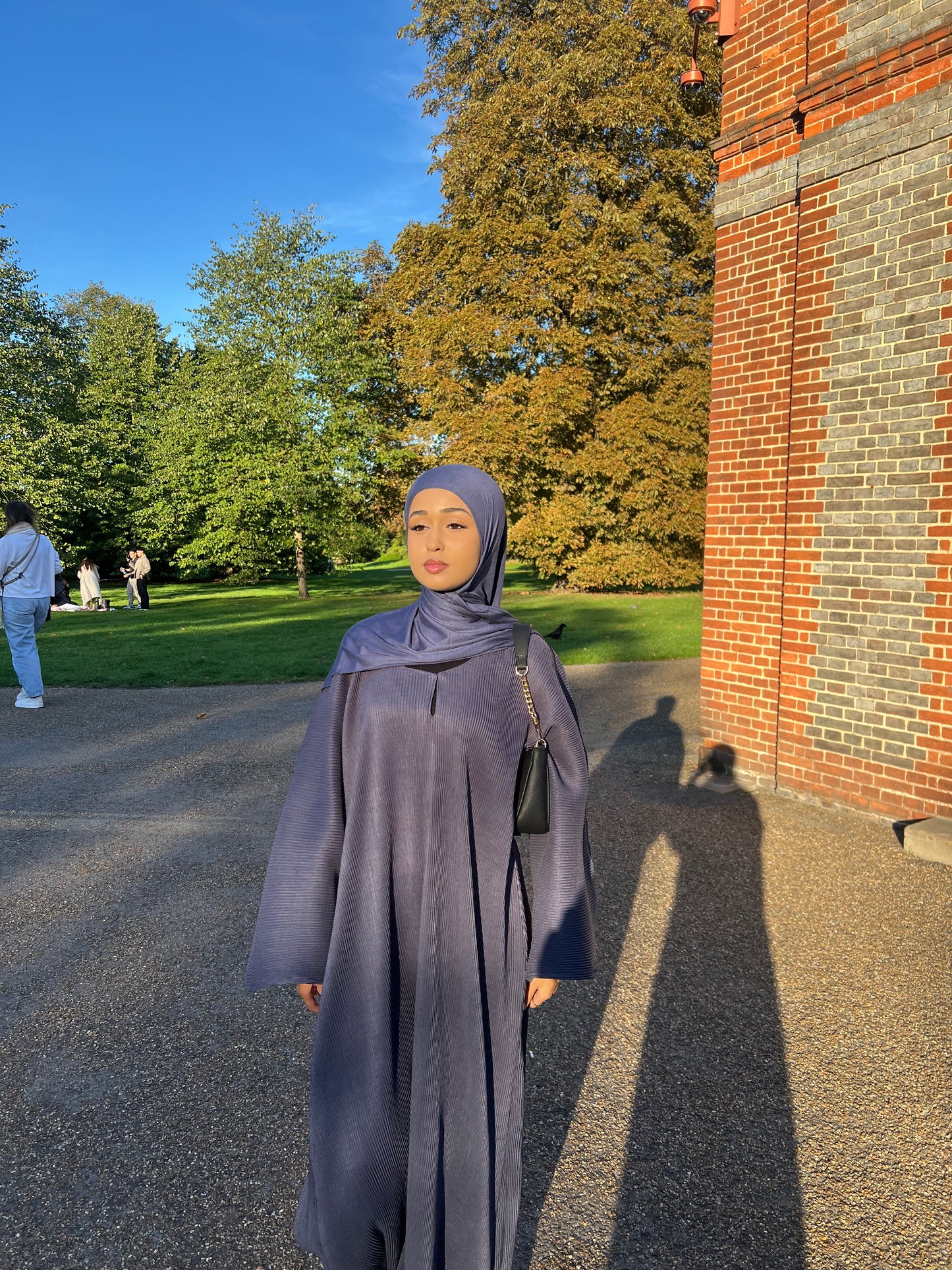 Ribbed closed autumn abaya