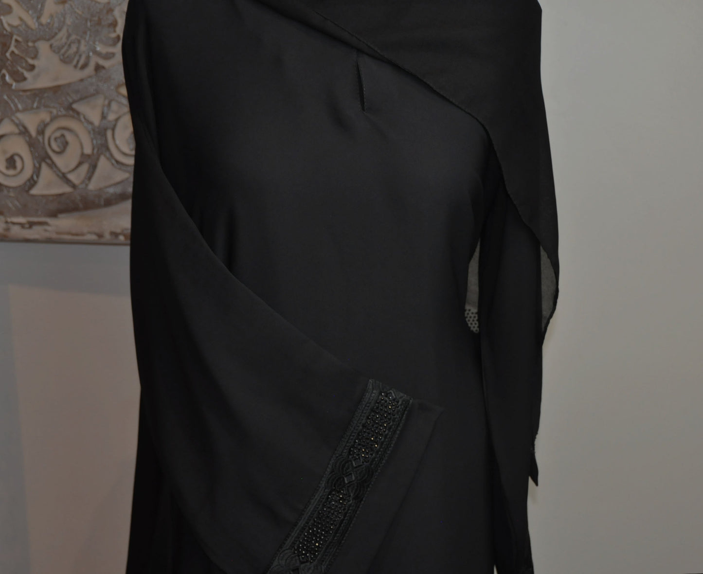 Wafa closed Abaya *ex display model*