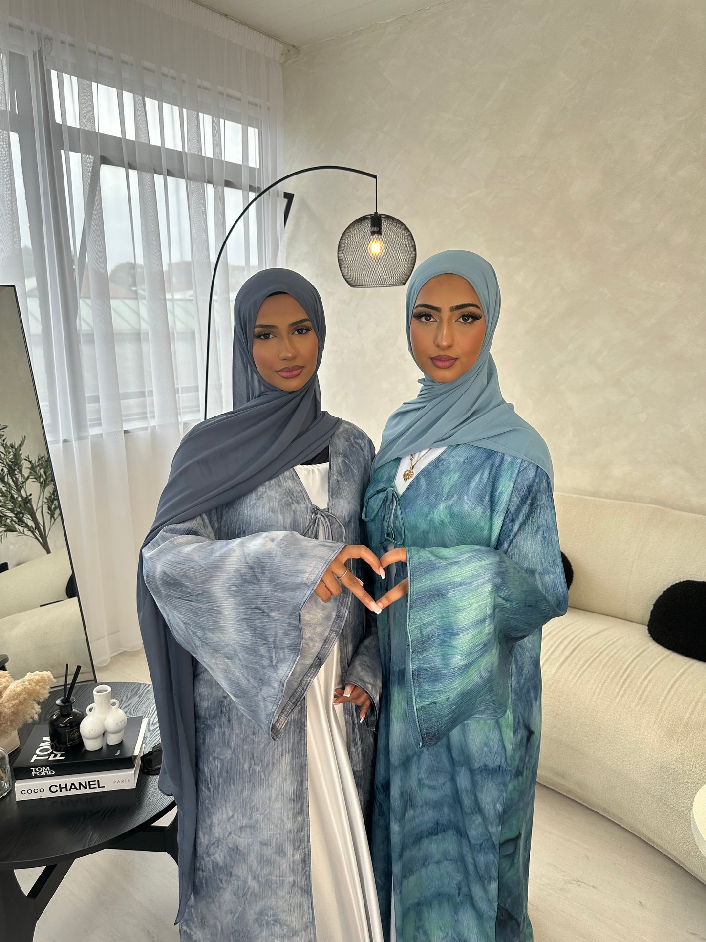 Bow tie up marble printed abaya