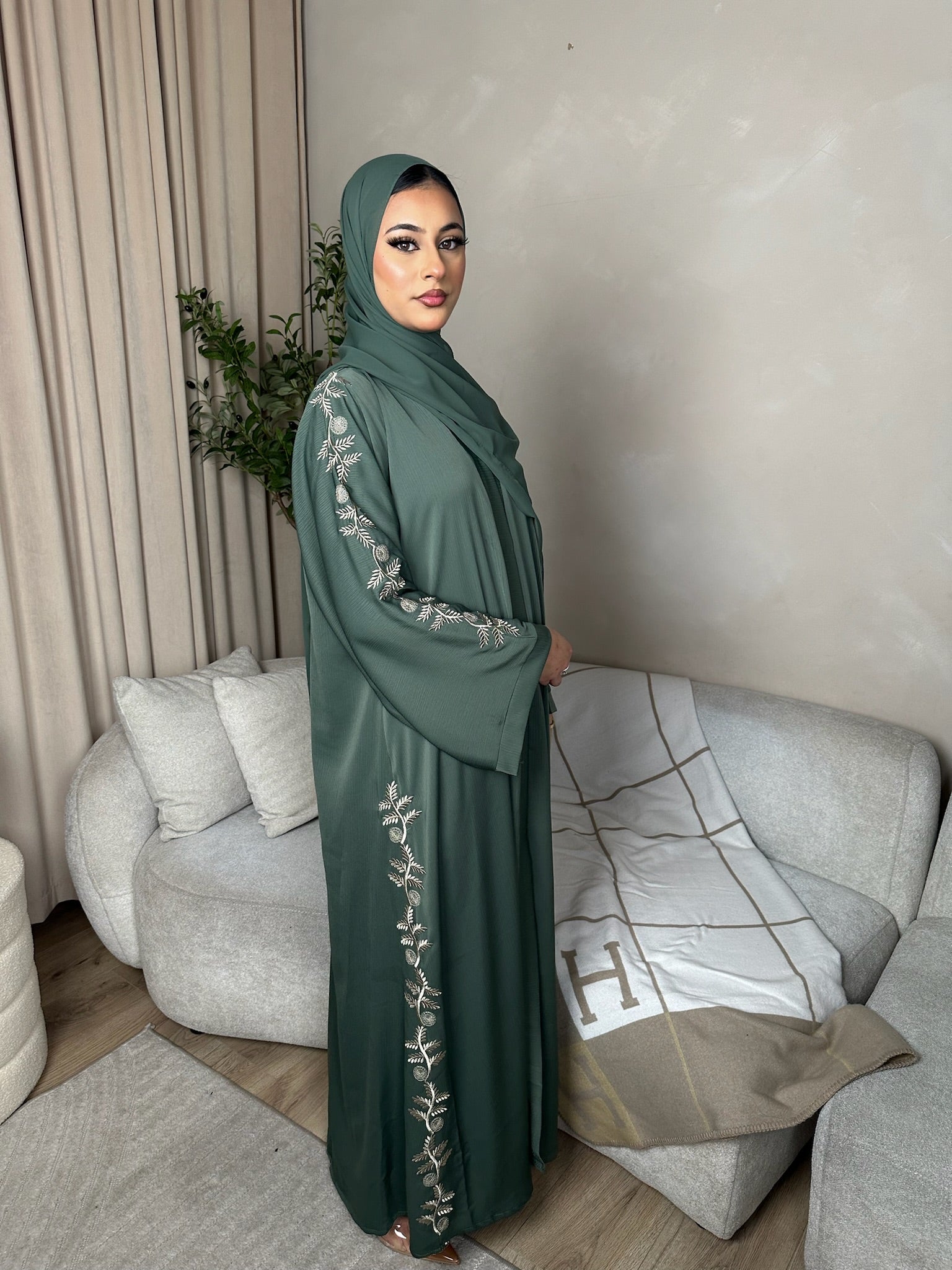 Saima Embroidery Abaya