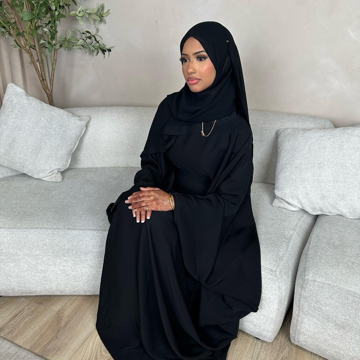 Batwing plain everyday abaya (inner belt)