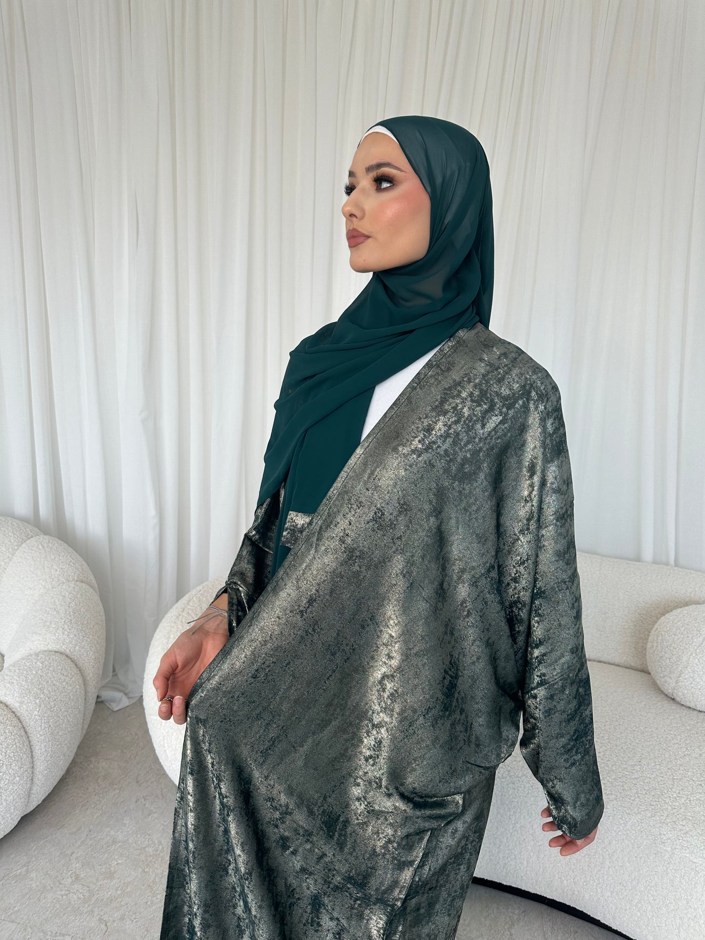 Esra Metallic Open Abaya