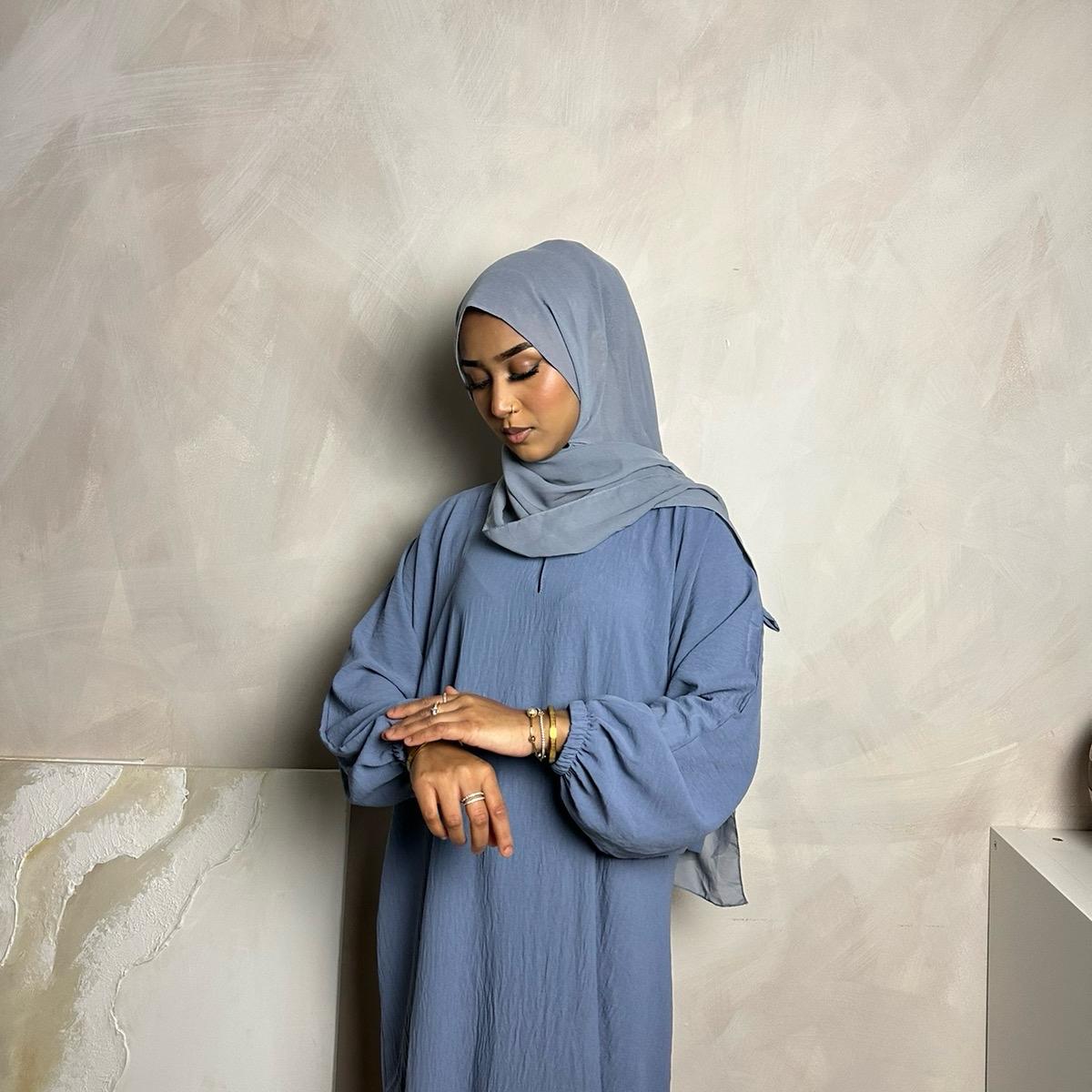 Lamia Cuffed Sleeves Crepe Prayer Abaya with Pockets