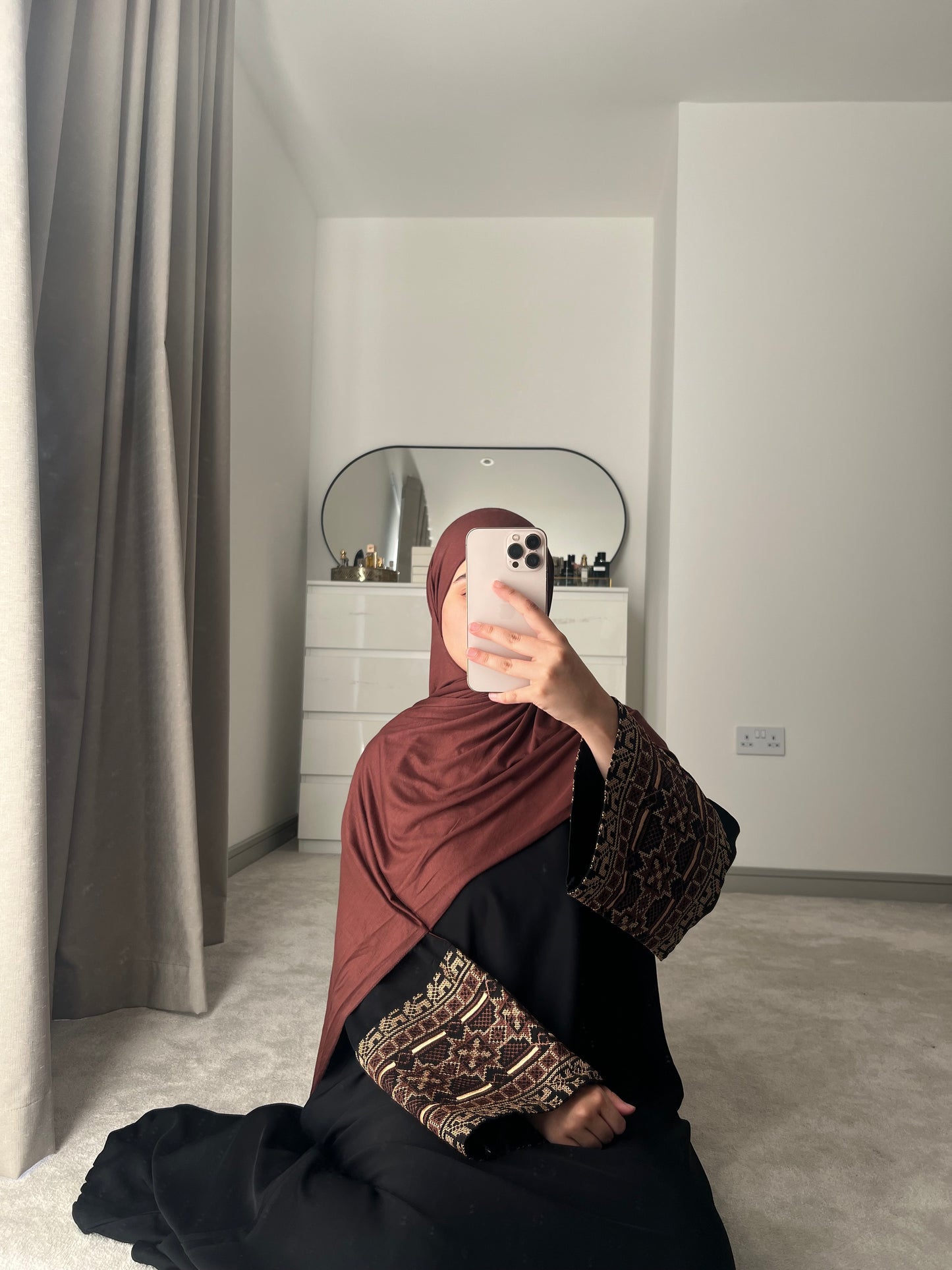 Tatreez 2.0 black closed nida abaya with brown embroidery