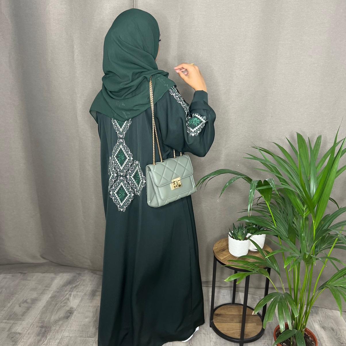 Layla Embroidery Abaya *ex display*