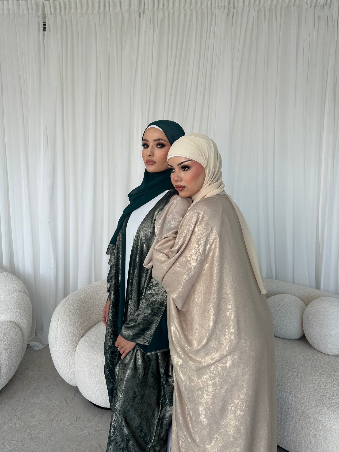 Esra Metallic Open Abaya