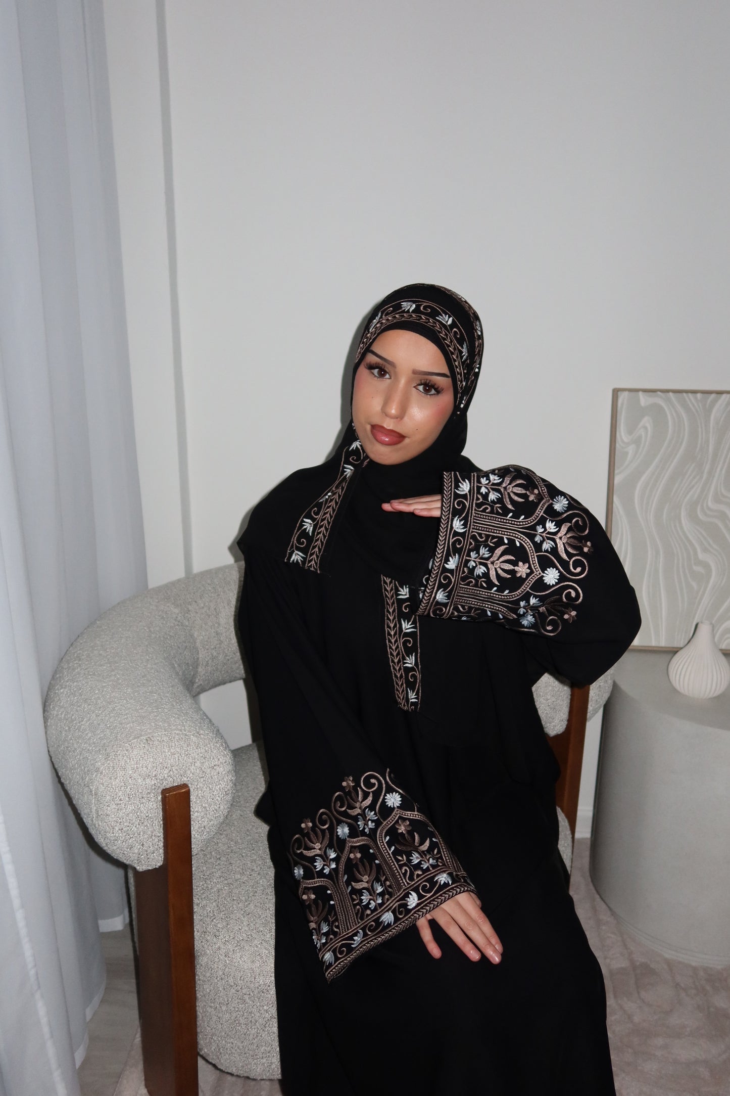 Maryam embroidery abaya with matching embroidery hijab