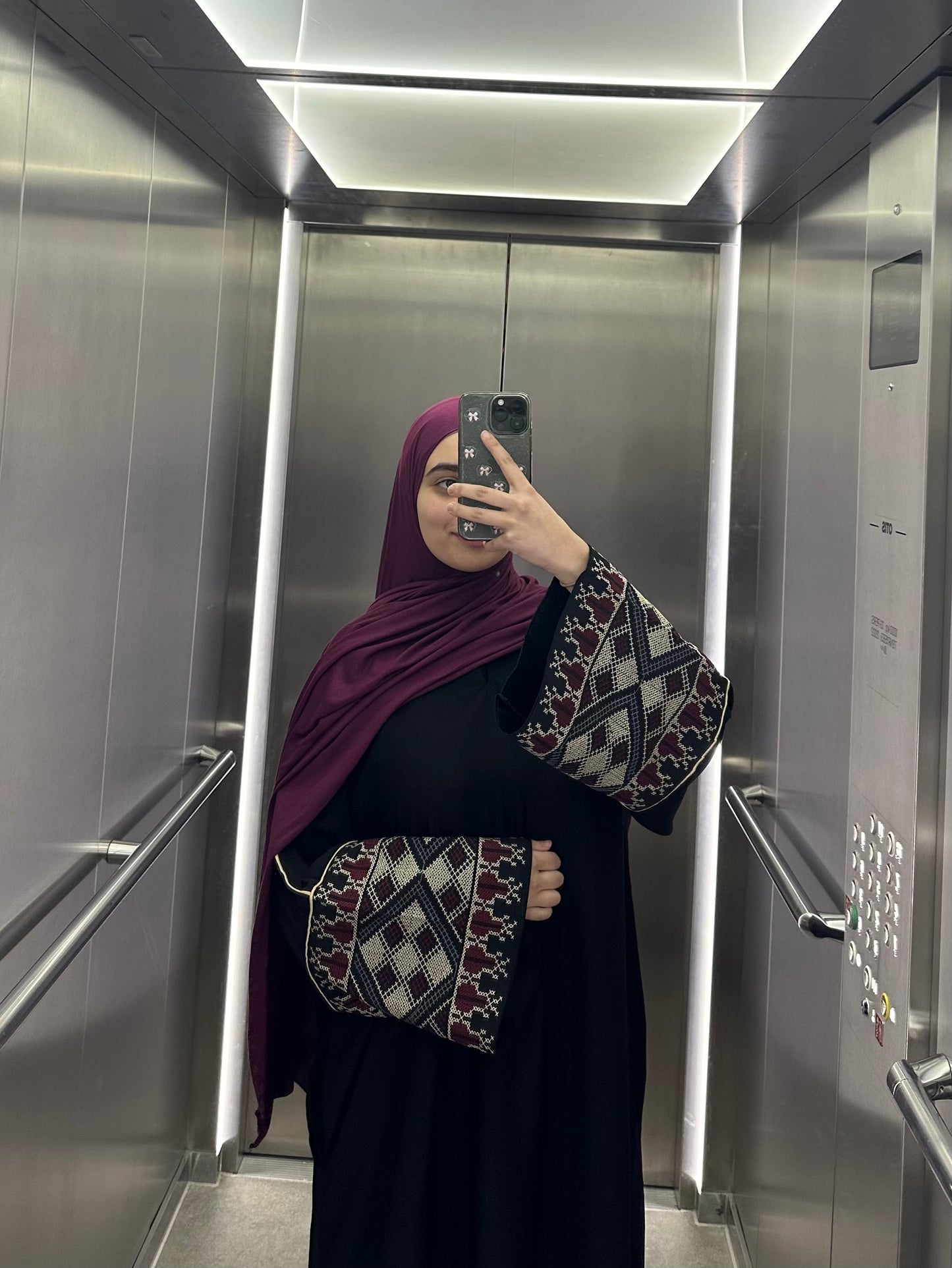 Tatreez black closed nida abaya with maroon embroidery