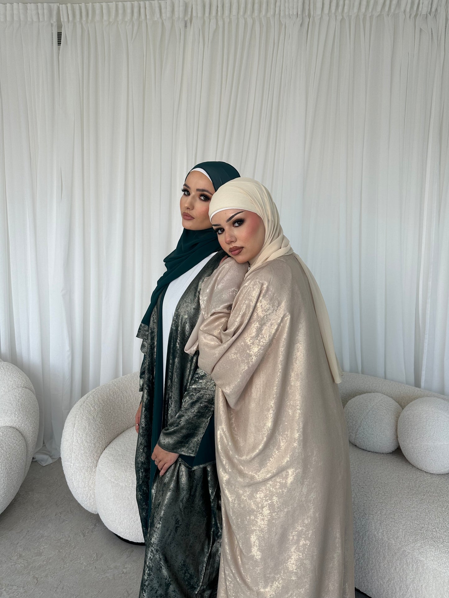 Esra Metallic Open Abaya