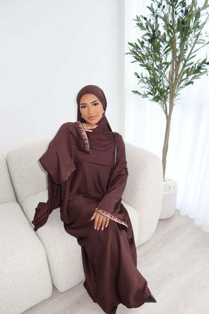 Goldar floral lace closed zoom abaya