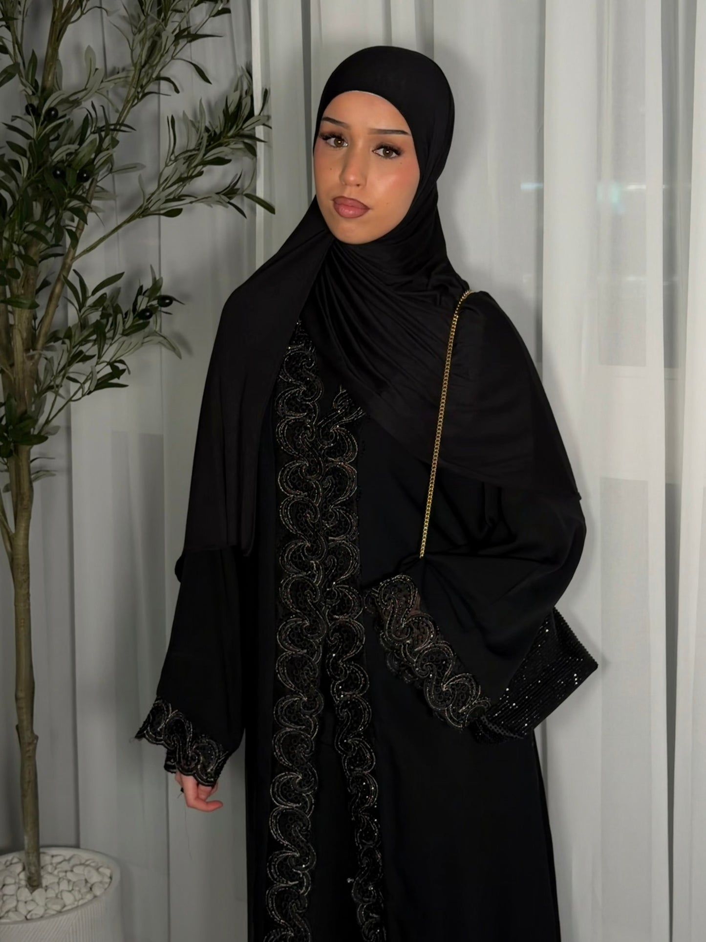 Safiyya luxury open lace black abaya