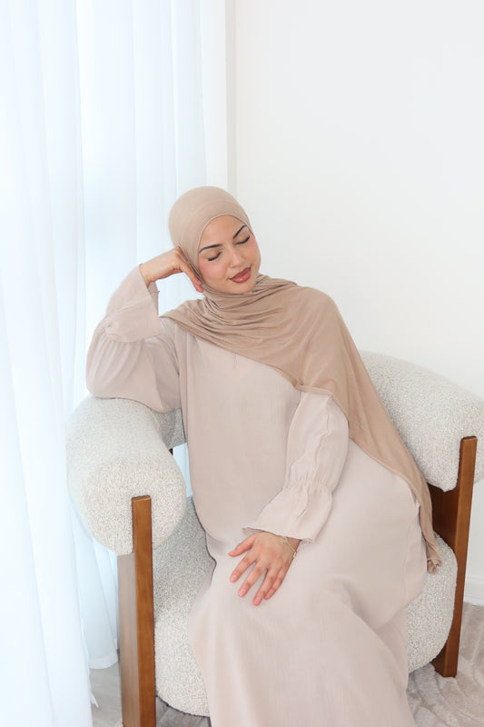 Cuffed bell sleeve essential abaya crepe