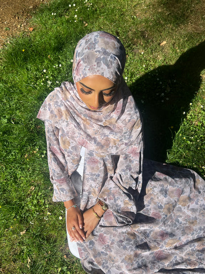 *EX DISPLAY* Warda floral printed abaya *EX DISPLAY*