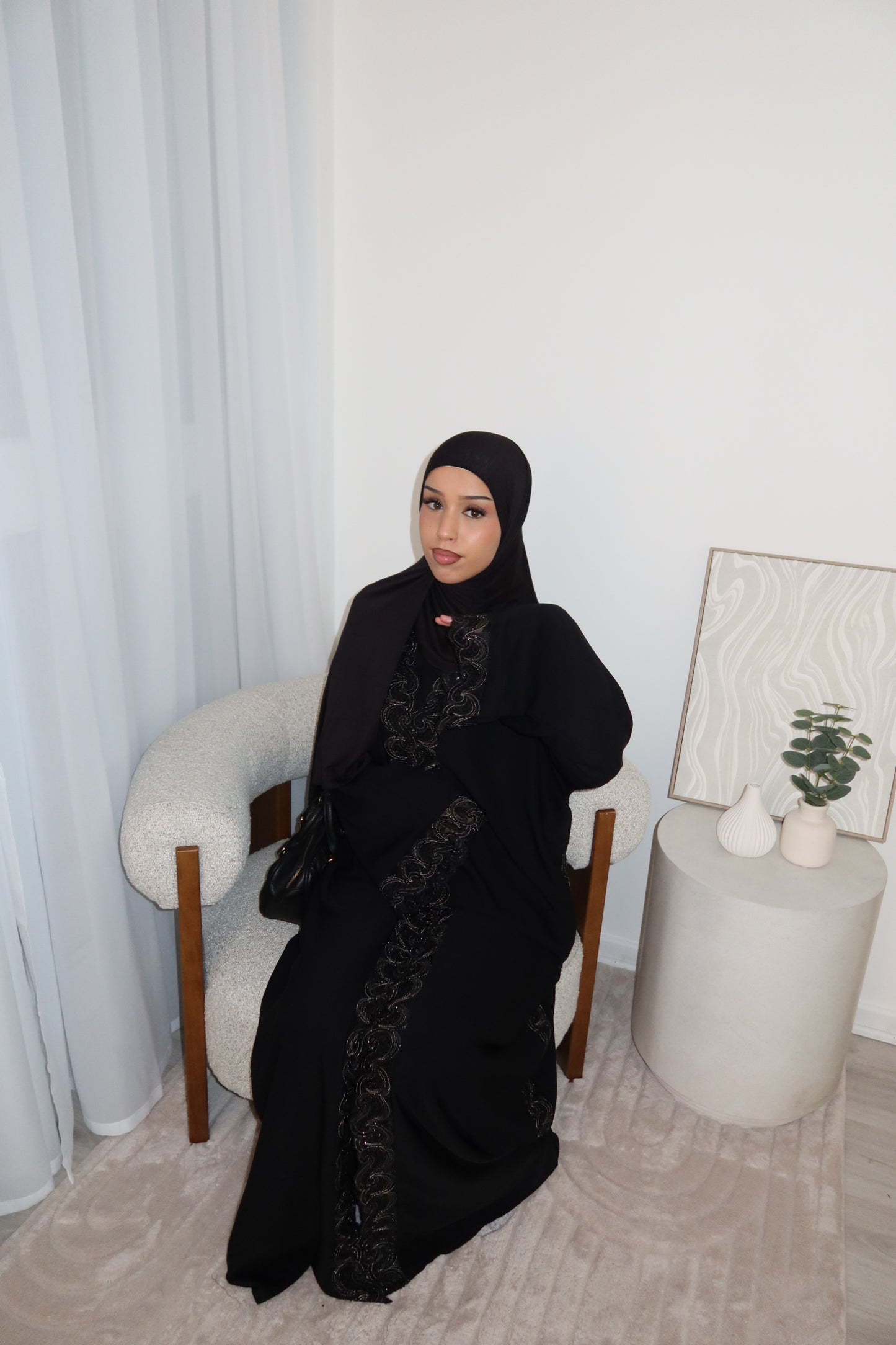 Safiyya luxury open lace black abaya