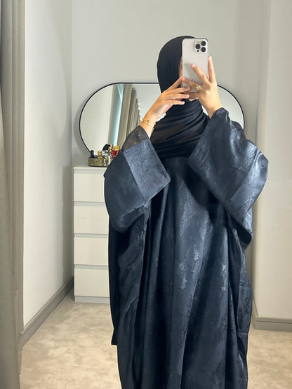 Hira Batwing Printed Abaya with Inner Belt