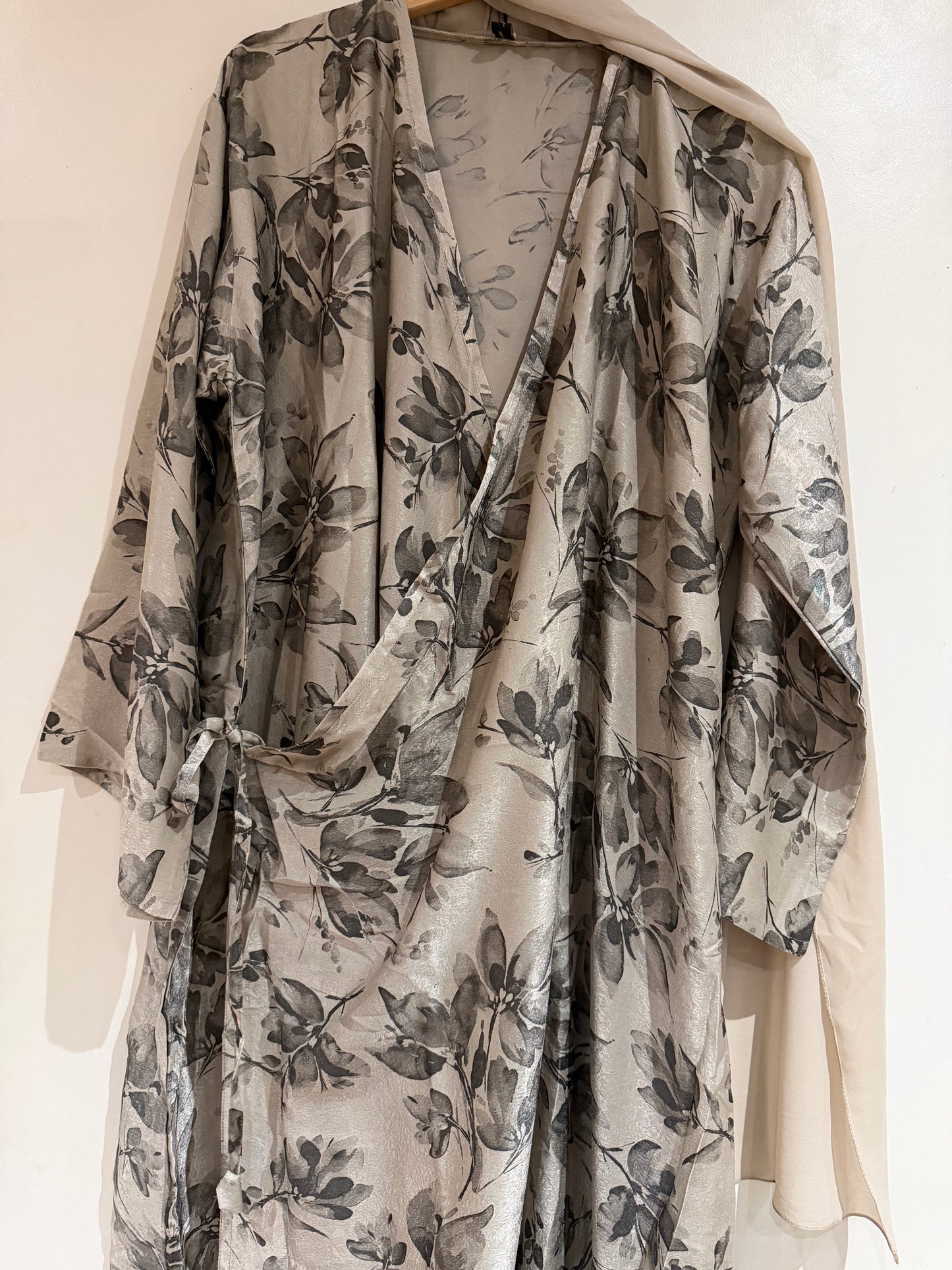 Wrap tie abaya- floral print LIMITED EDITION