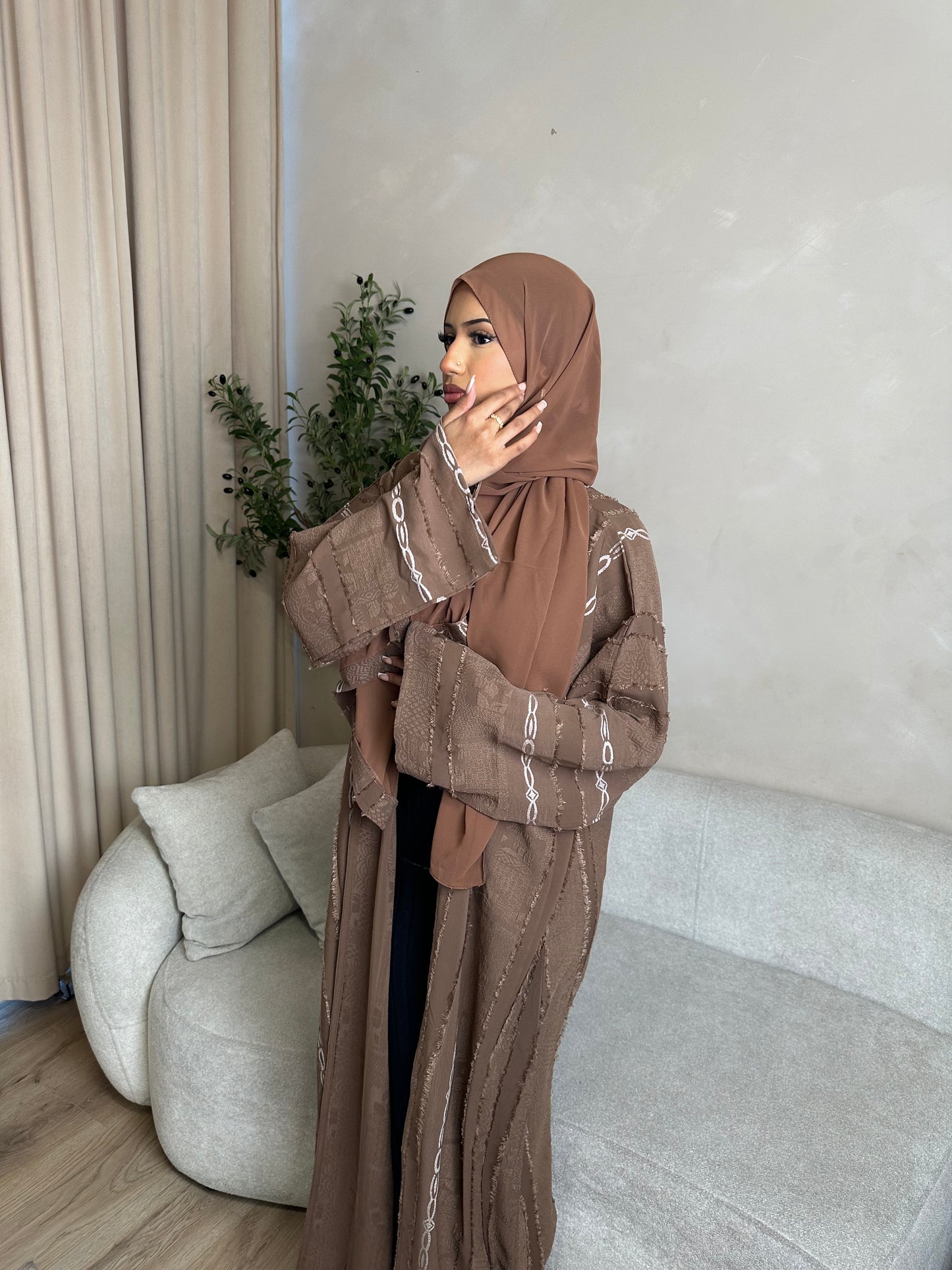 Atiya open abaya