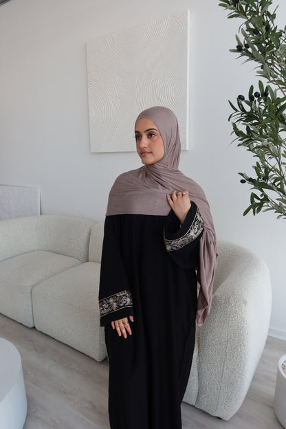 Haniya 2.0 black closed nida abaya LIMITED EDITION