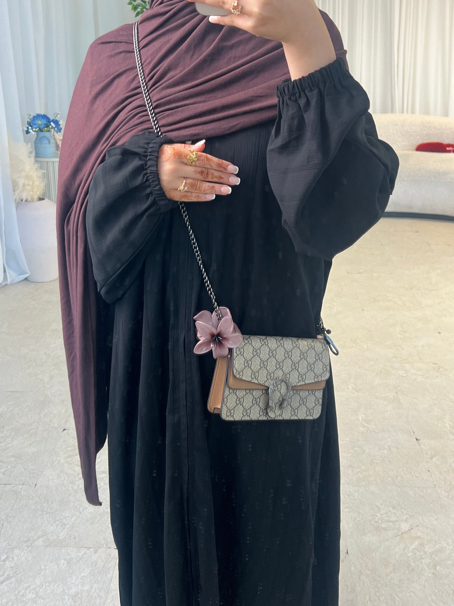 Razia cuffed sleeves zip essentials abaya